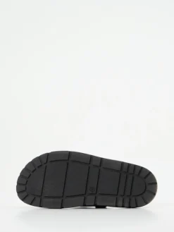 – Zehentrenner aus Metallic-Textil*Konstantin Starke