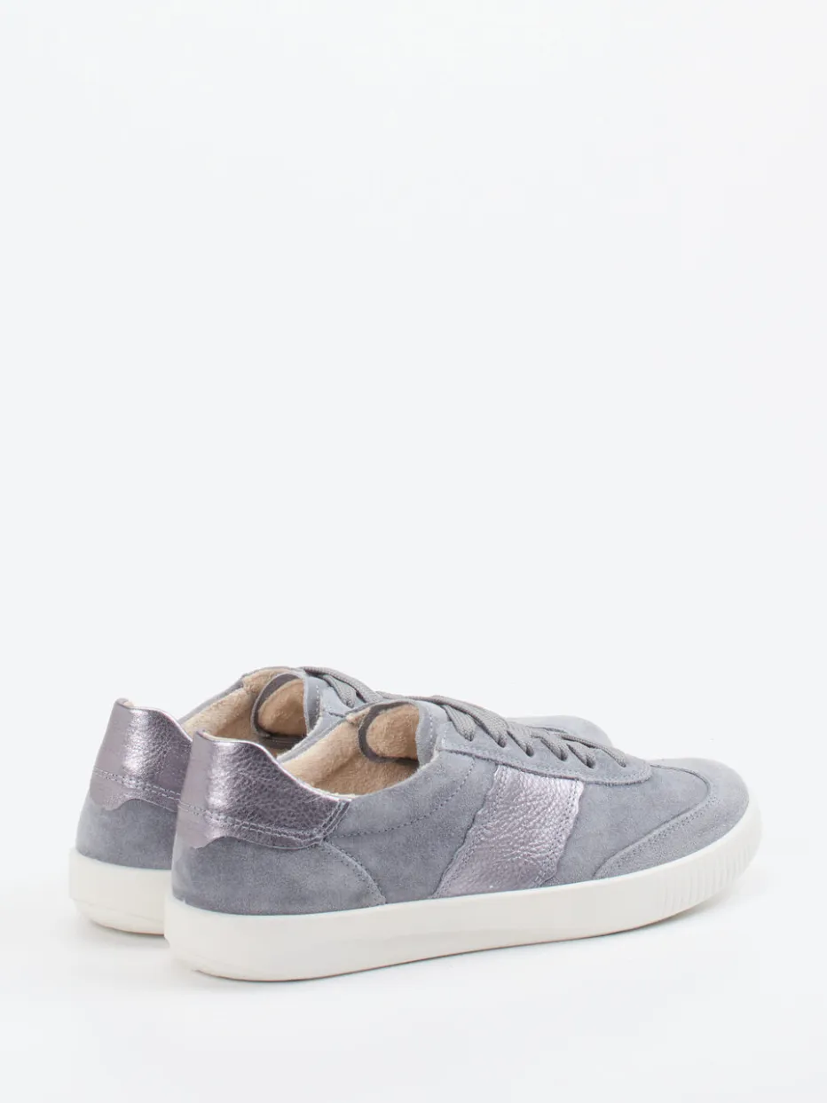 – Sneaker aus Veloursleder in Taubengrau*Legero