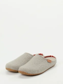 – Filzpantoffeln aus Wolle hellgrau*Living Kitzbühel Best