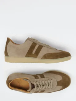 – Retro-Sneaker aus Veloursleder taupe*Ludwig Reiter Hot