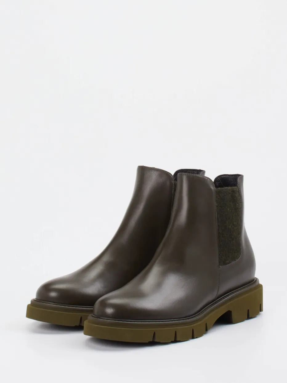 – Chelsea Boots aus Kalbleder Oliv*Mannori