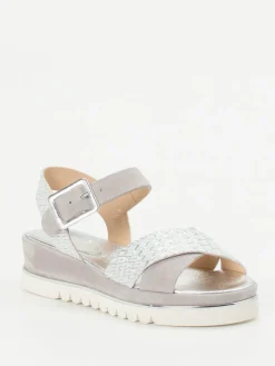 – Keilsandalette aus Veloursleder silberfarben*Mannori