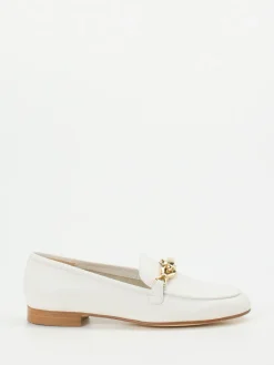 – Loafer aus Kalbleder in Offwhite*Mannori