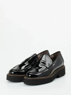 – Loafer aus Lackleder in*Mannori