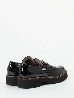 – Loafer aus Lackleder in*Mannori