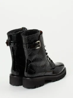 – Schnürboots aus Lackleder*Mannori