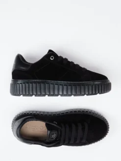 – Sneaker aus Veloursleder*Marc O'Polo New