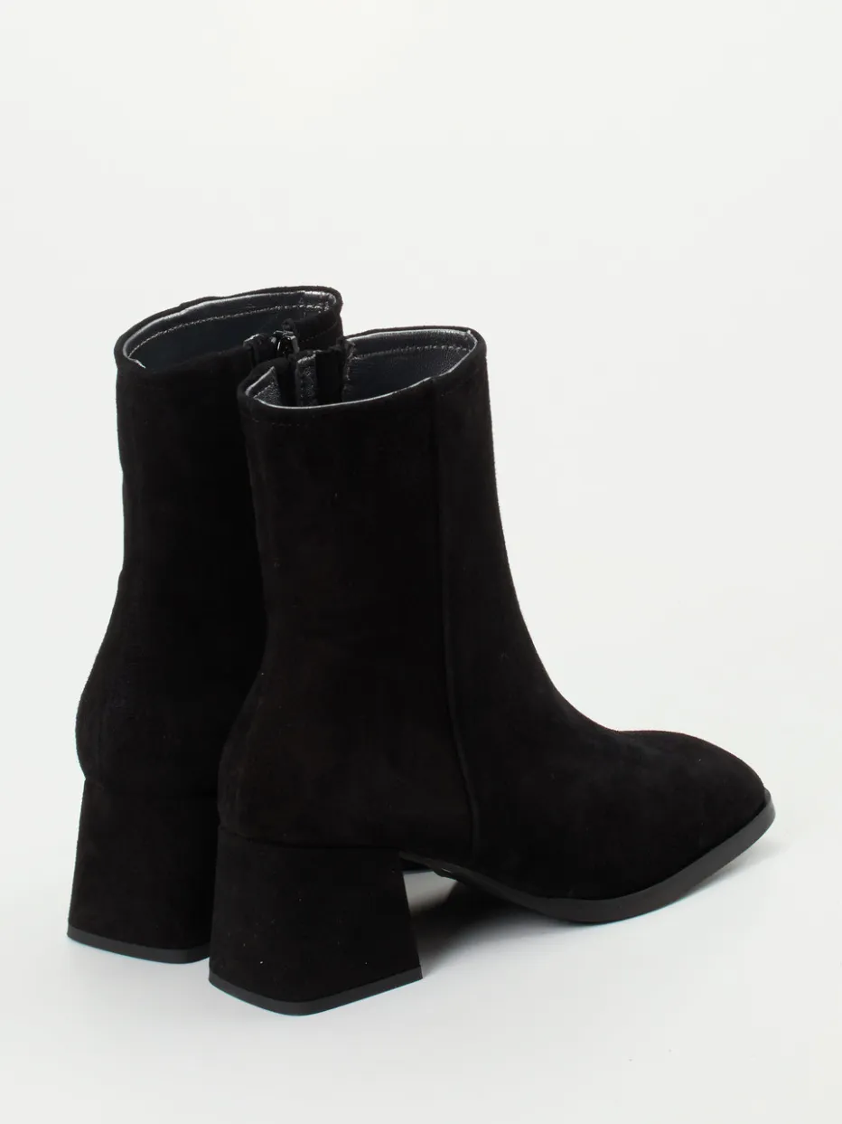 – Stiefeletten aus Veloursleder*Maripé Online