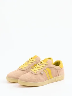 – Sneaker aus Veloursleder in Sandbeige*Mayori Discount