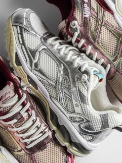 – Chunky Sneaker aus Metallicleder*MRP Outlet