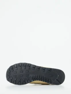 Damen New Balance – Retro-Sneaker aus Veloursleder Pastell