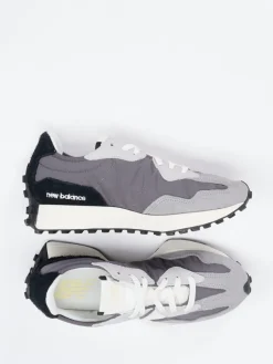 – Sneaker aus Veloursleder und Nylon*New Balance