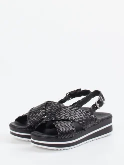 – Plateau-Sandale aus Flechtleder*Oh!My Sandals Sale