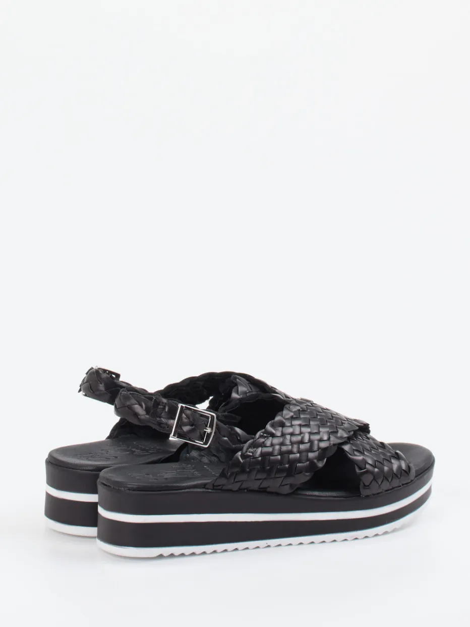 – Plateau-Sandale aus Flechtleder*Oh!My Sandals Sale