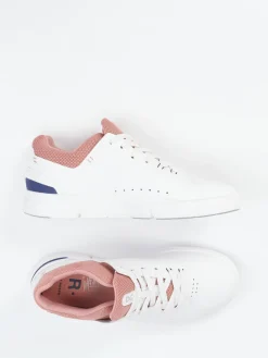 – Sneaker aus Leder und Mesh*ON Outlet