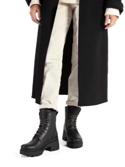 – Schnürstiefelette aus Lammleder*Panama Jack Clearance