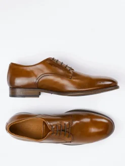 – Derby-Schnürschuh aus Büffelleder cognac*Pantanetti