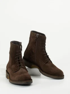 – Schnürboots aus Veloursleder*Pantanetti