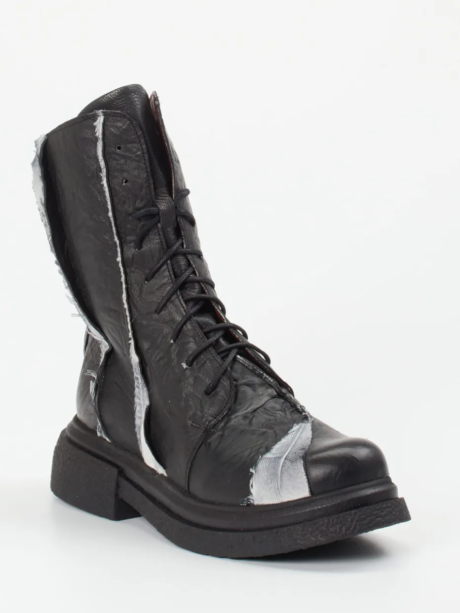 – Combat-Stiefelette aus Kalbleder*Papucei Discount