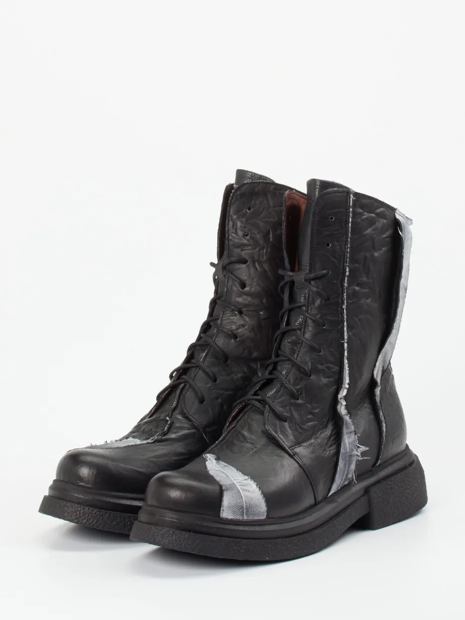 – Combat-Stiefelette aus Kalbleder*Papucei Discount