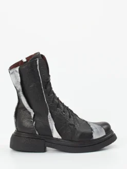 – Combat-Stiefelette aus Kalbleder*Papucei Discount