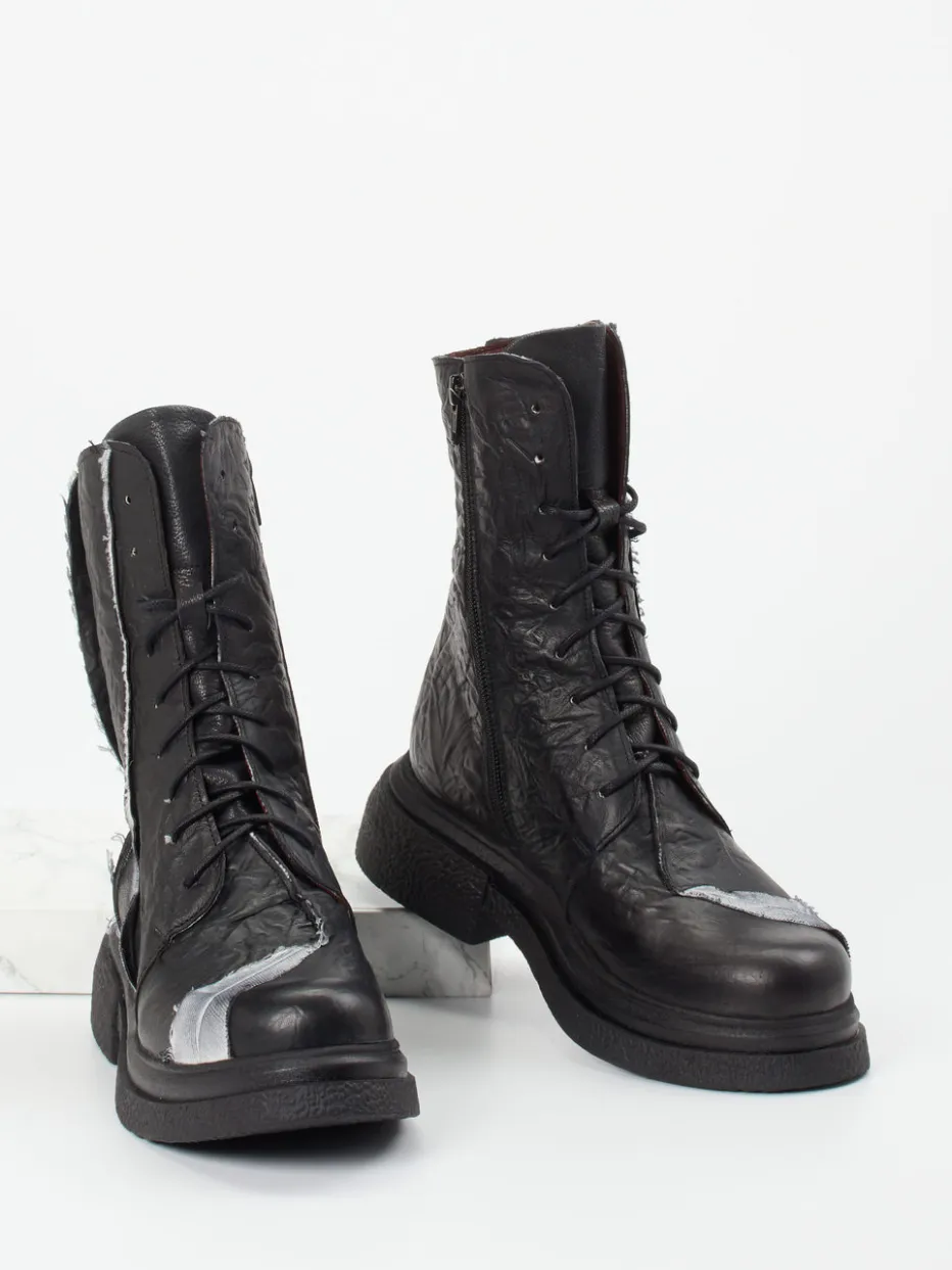 – Combat-Stiefelette aus Kalbleder*Papucei Discount