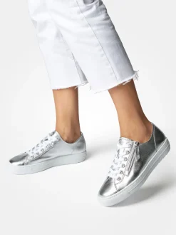 – Sneaker aus Metallicleder*Paul Green