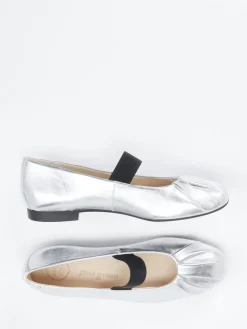 – Spangenpumps aus Metallicleder*Paul Green Outlet