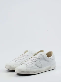 – Sneaker aus Kalbleder Used-Look*Philippe Model Outlet