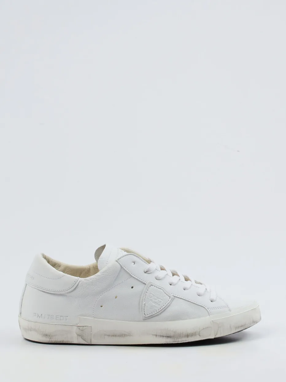 – Sneaker aus Kalbleder Used-Look*Philippe Model Outlet