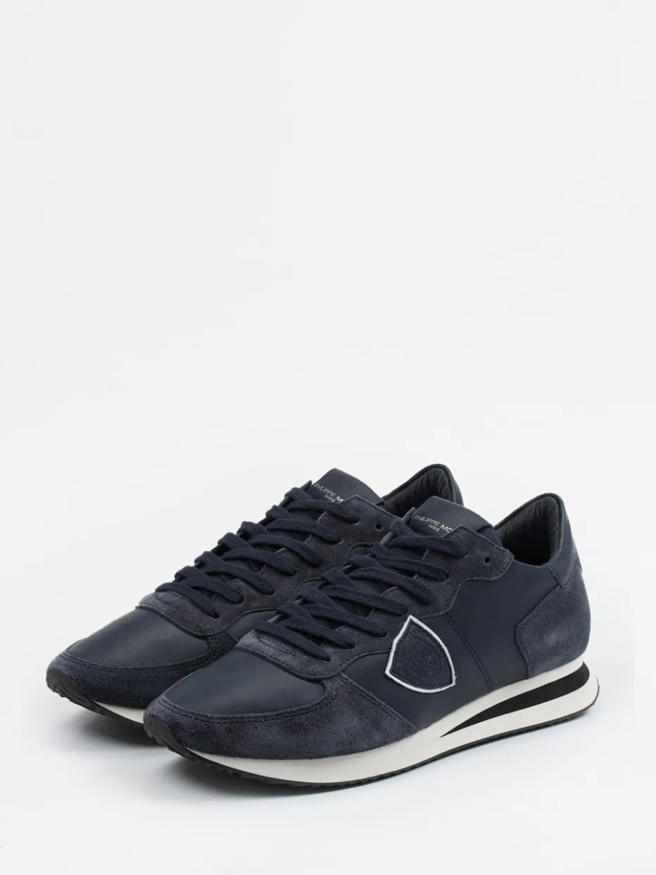 – Sneaker aus Kalbleder in Dunkel*Philippe Model Hot