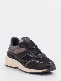 – Chunky Sneaker aus Veloursleder*Piedi Nudi