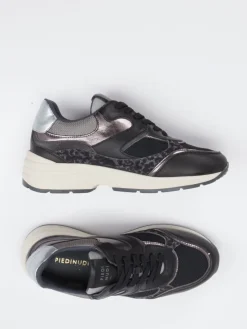 – Chunky Sneaker aus Veloursleder*Piedi Nudi