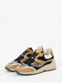 – Chunky Sneaker aus Veloursleder*Piedi Nudi New