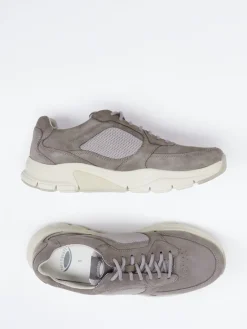 – Sneaker aus Nubukleder in Taupe*Pius Gabor New
