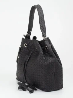 – Bucket Bag aus Flechtleder*Pons Quintana New