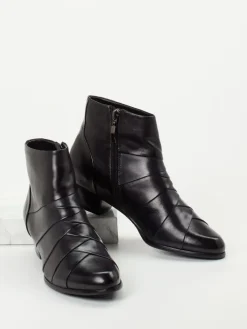 – Stiefelette aus Kalbleder Schwarz*Ralph Harrison Discount