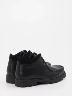 – Schnürboots aus Kalbleder*Ralph Harrison Country Sale