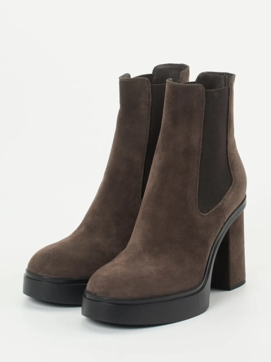 – Chelsea Boots aus Veloursleder*Santoni