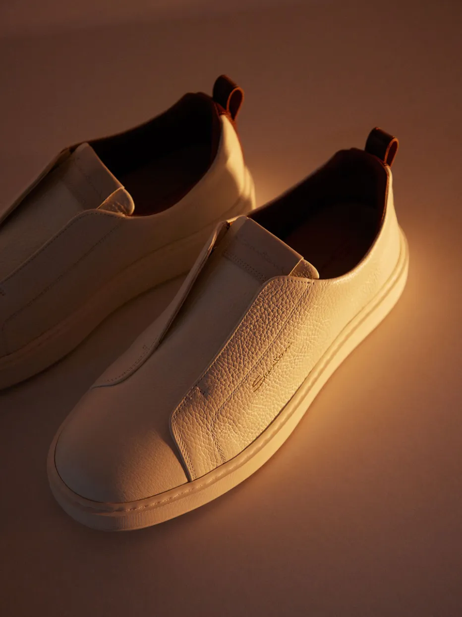 – Slip-On Sneaker aus Kalbleder creme*Santoni