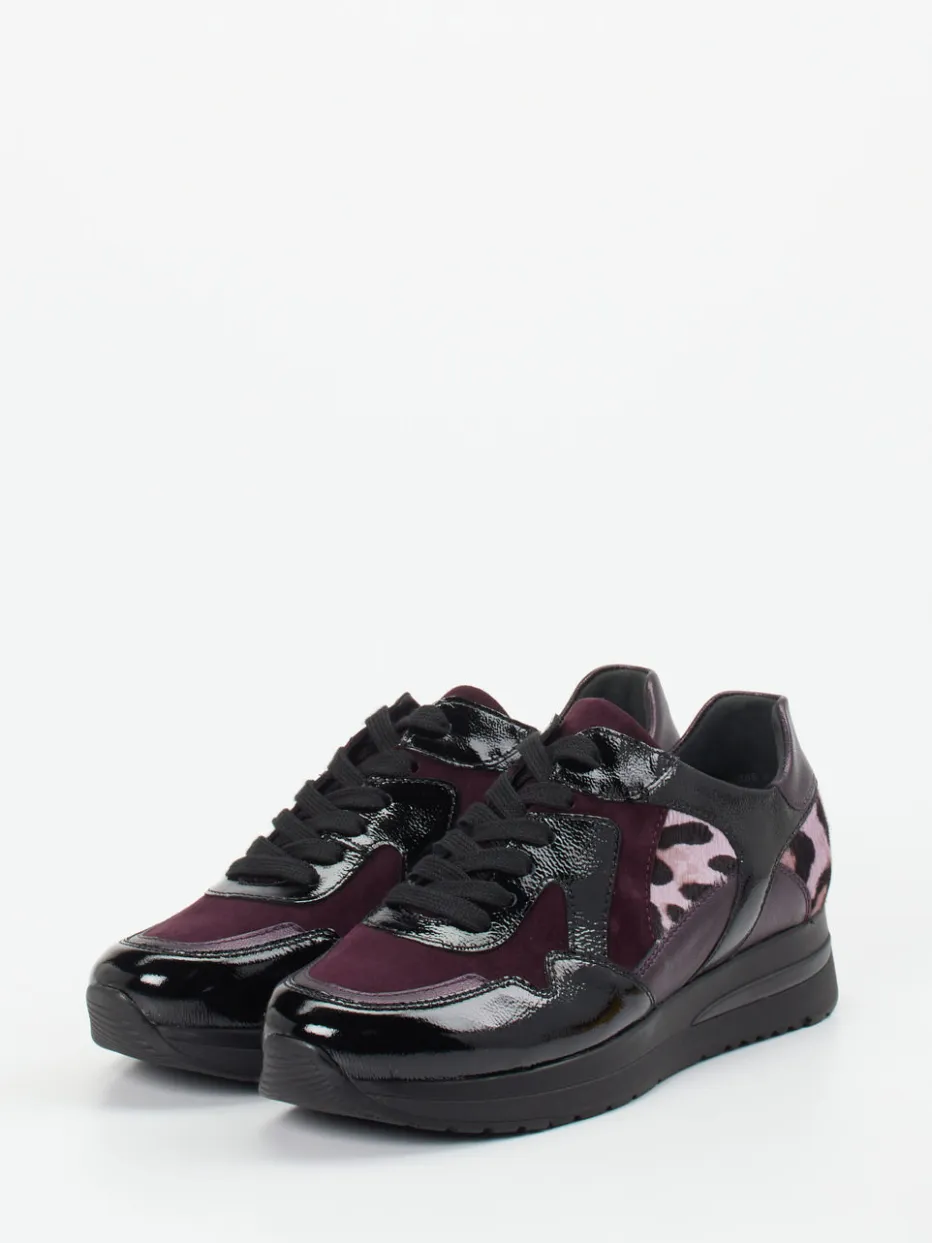 – Komfort-Sneaker aus Lackleder in Brombeer*Semler Sale