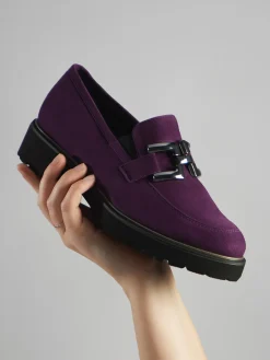 – Loafer aus Veloursleder in Violett*Semler New