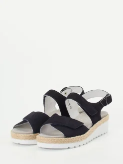 – Plateausandale aus Veloursleder*Semler Online