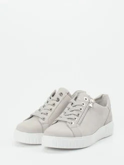 – Sneaker aus Nubukleder in Hell*Semler