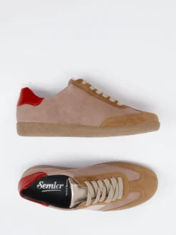 – Sneaker aus Veloursleder in Taupe*Semler Hot
