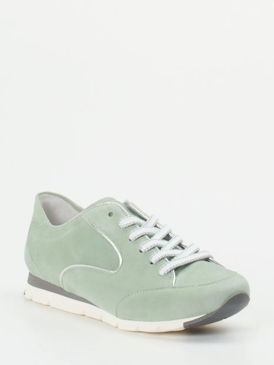 – Sneaker aus Veloursleder in Salbei*Semler