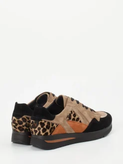 – Sneaker aus Veloursleder mit Leopardmuster*Semler Hot