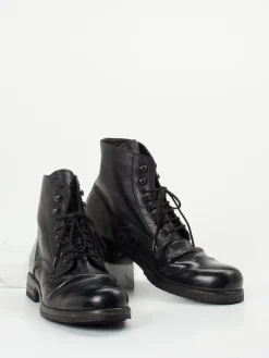 – Derby-Boots aus Cordovanleder*Shoto Online