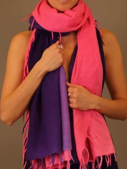 Damen Simone Bruns Cashmere Couture Simone Bruns – Schal aus Kaschmir in Pink-Violett