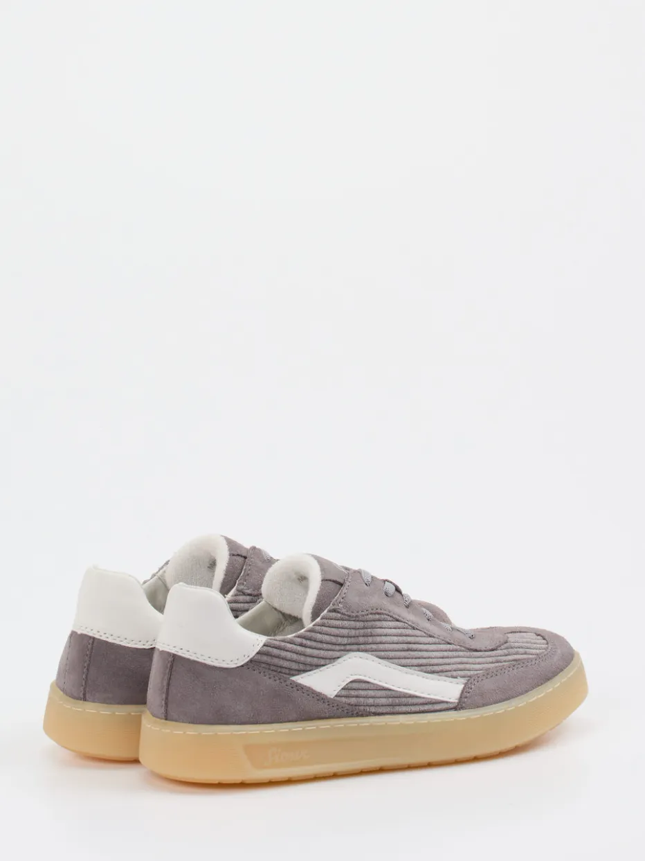 – Sneaker aus Veloursleder beige*Sioux Best
